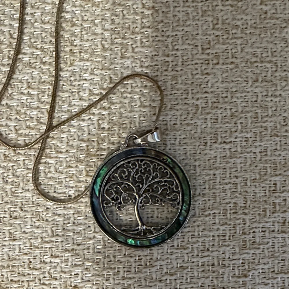 Tree of Life Pendant Necklace - Picture 2 of 3